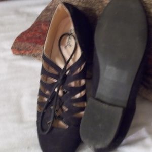 Black flats, Size 8